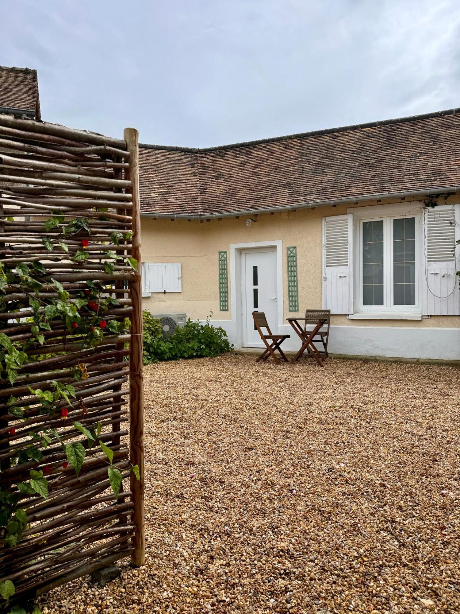 Villa Charmant Loft Intime Croisy-sur-Eure Exterior foto